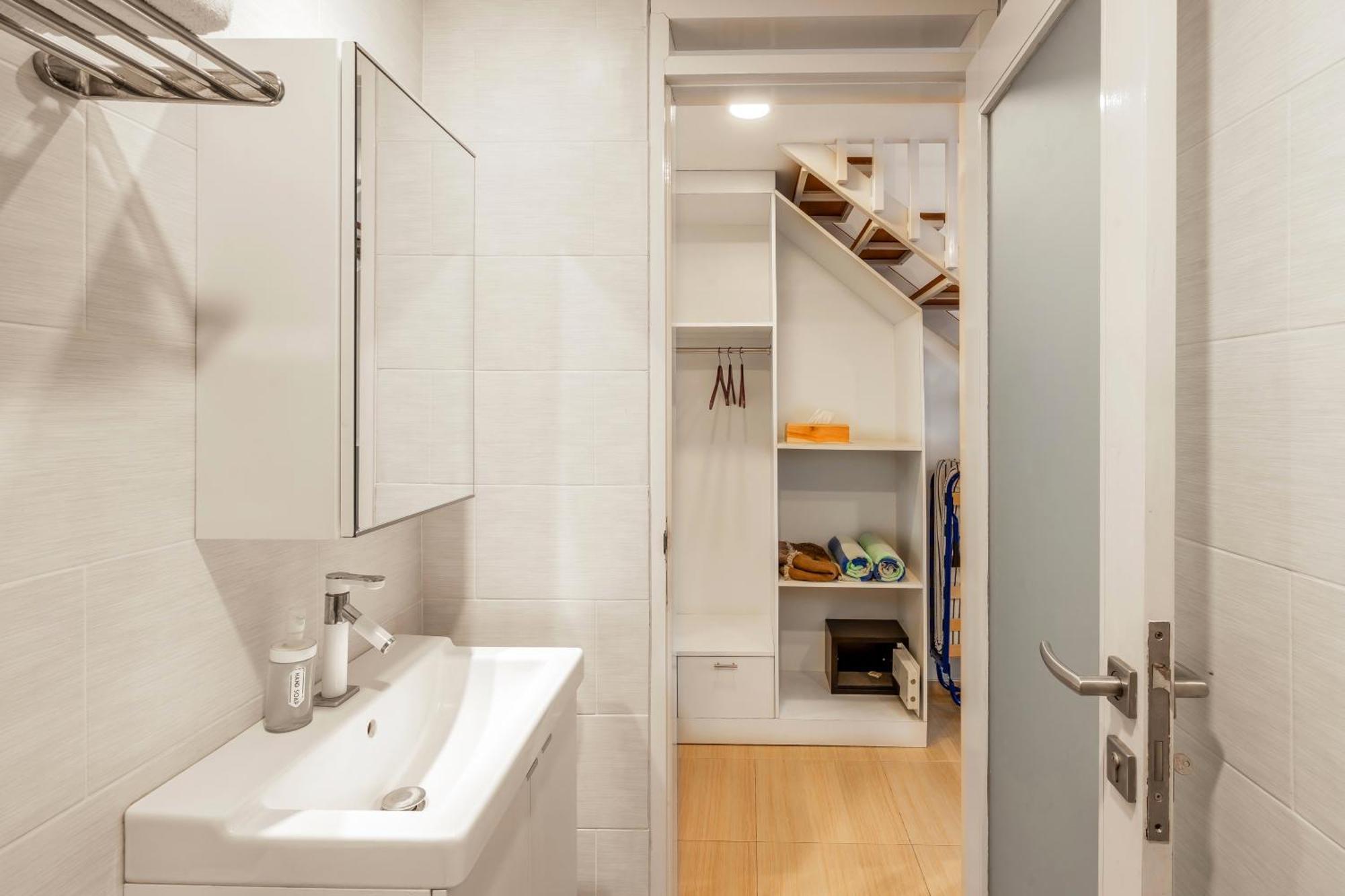 The Blue Loft Seminyak Free Scooter Apartment Ngoại thất bức ảnh